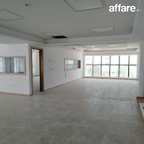 Open space 1200 m² au lac 3