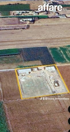 ارض فلاحية للبيع مع منزل