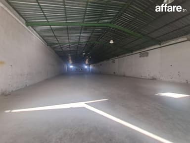 Dépôt industriel 1230 m² à louer à Bourbai Mhamdia – accès G