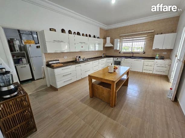 📍 KALAAT ANDALOUS BORJ YOUSSEF, ARIANA : UNE MANIGFI VI LA 