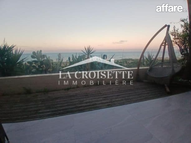  Rez-de-chaussée de villa meublé S+3 à la Marsa MVL1243