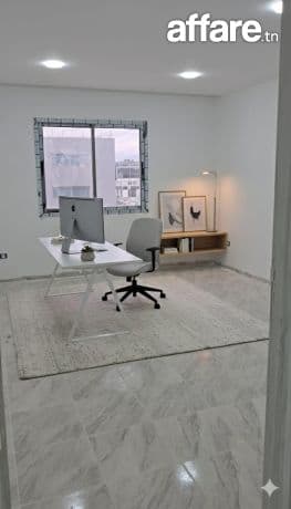 Super bureau hall + plus 5 pièces au lac 3 kram