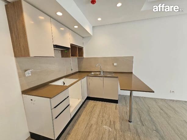 📍 GHAZELA : APPARTEMENT S+1 JAMAIS HABITÉ À LOUER 