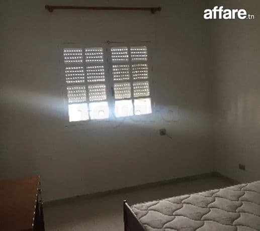 Location S2 vide à El Manar 1