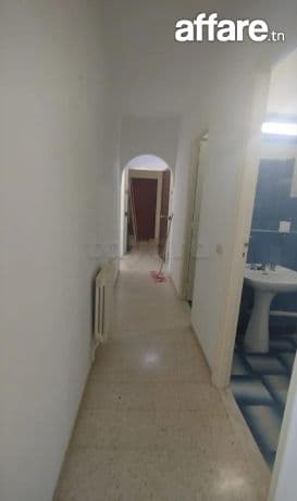 Location S2 vide à El Manar 2