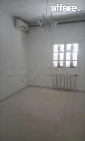 Location S3 vide à La Soukra 