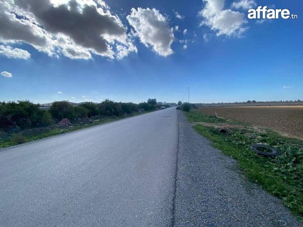 à vendre  à sidi thabet 