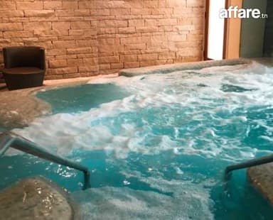 Massage , piscine chauffée 24 260 137