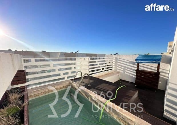 Triplex avec piscine à Gammarth