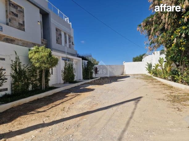 Terrain constructible de 520 m² à Mrezga à vendre 51355351