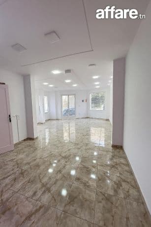 A LOUER Local commercial jardin menzah 2