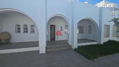Grande villa à vendre à Djerba Zone touristique ZU