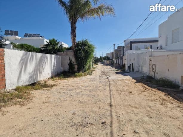 Terrain constructible de 520 m² à Mrezga à vendre 51355351