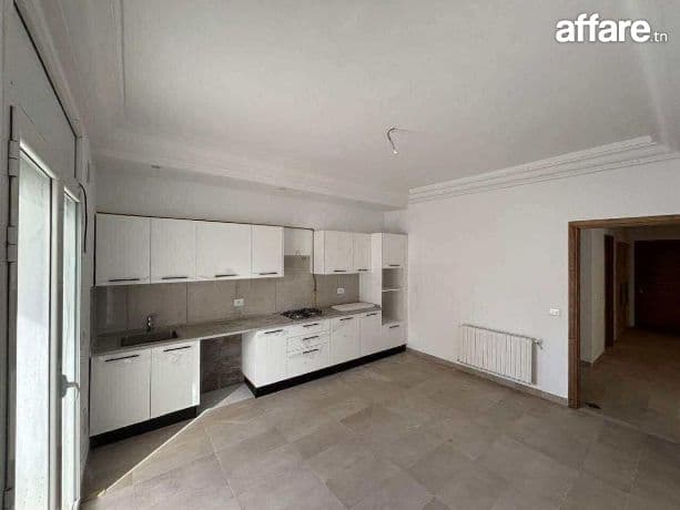 BORJ BACCOUCHE : APPARTEMENT S+3 À LOUER