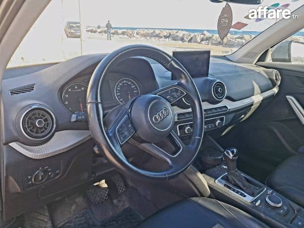 Vend Audi Q2 année 2021 en bon état 