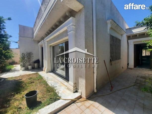 Villa plain-pied S+3 à louer à La Marsa MVL1410
