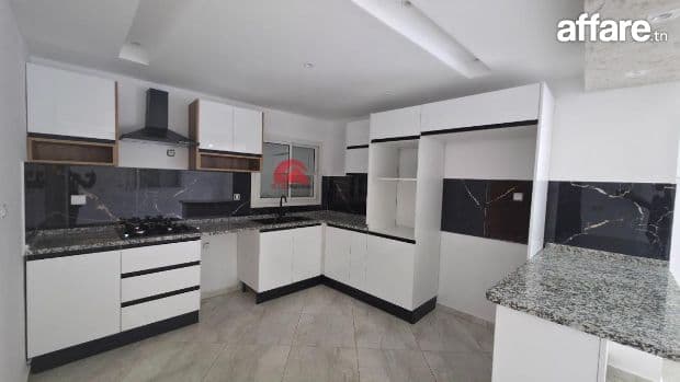 Location annuelle villa neuve à la Zone touristique Djerba