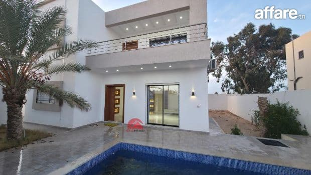 Villa neuve avec piscine à vendre à Houmt souk Djerba
