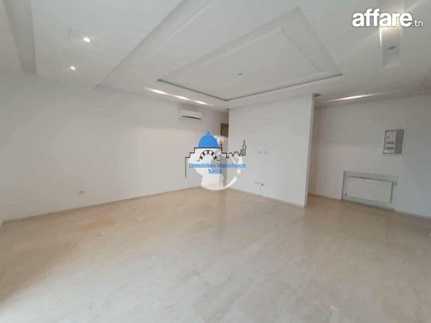 à louer S+2 avec place de parking à Sahloul 4