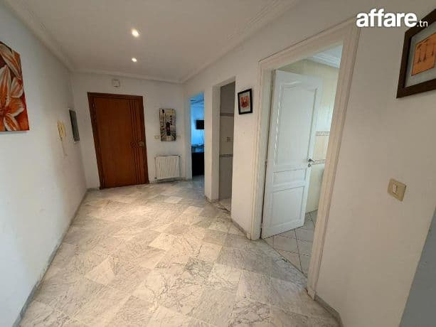 LAC 1 : APPARTEMENT+3 À VENDRE  