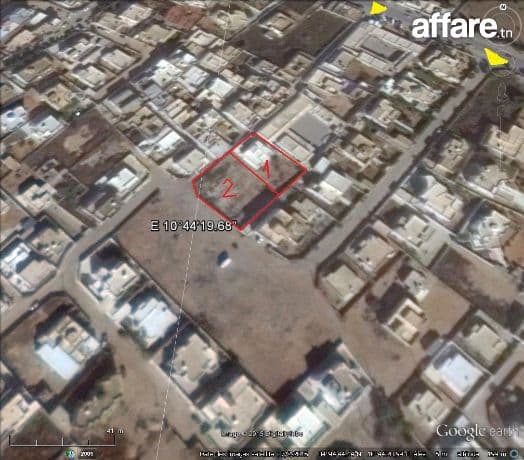 Terrain de 747 m² avec maison Route EL AIN km 2