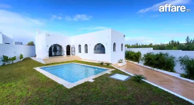 Une villa toute neuve avec piscine à vendre à Hammamet Sud  
