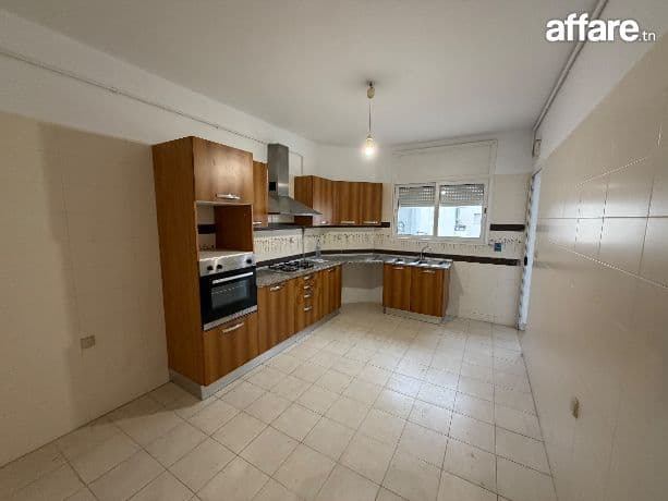 📍JARDINS D’EL MENZAH 2 : APPARTEMENT S+3 À LOUER 