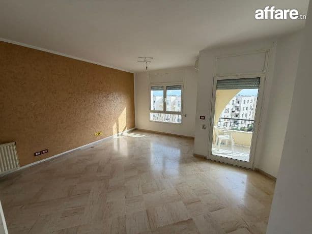 RIADH AL ANDALOUSE : APPARTEMENT S+2 À VENDRE 