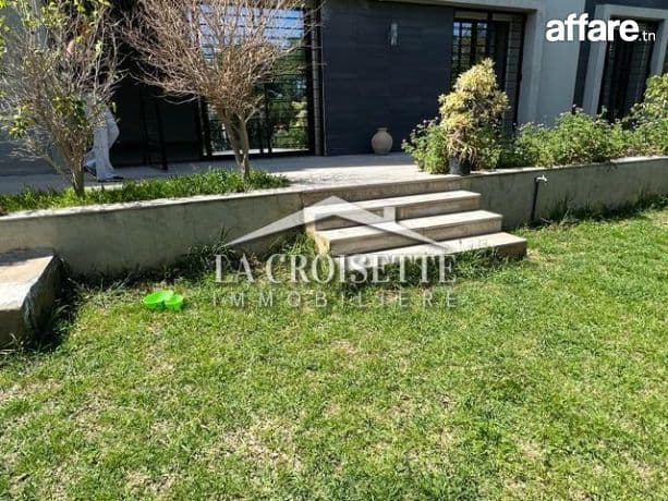 Appartement S+4 avec jardin à louer à La Marsa ZAL1758