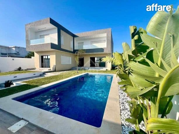 Villa S+5 toute neuve avec piscine à vendre à Hammamet Sud  