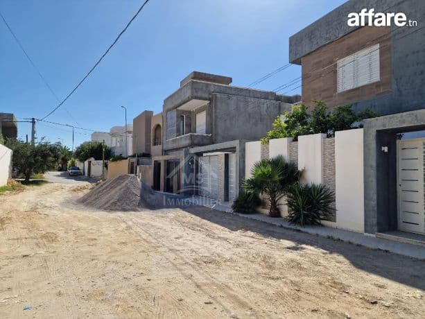 Terrain constructible de 520 m² à Mrezga à vendre 51355351