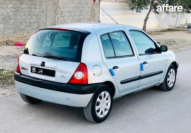 Clio Bombé moteur cable