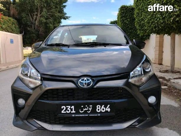 TOYOTA AYGO PREMIÈRE MAIN EN ÉTAT NEUF 