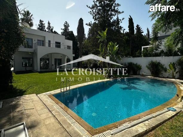 Villa s4 avec piscine à La Soukra MVL0057