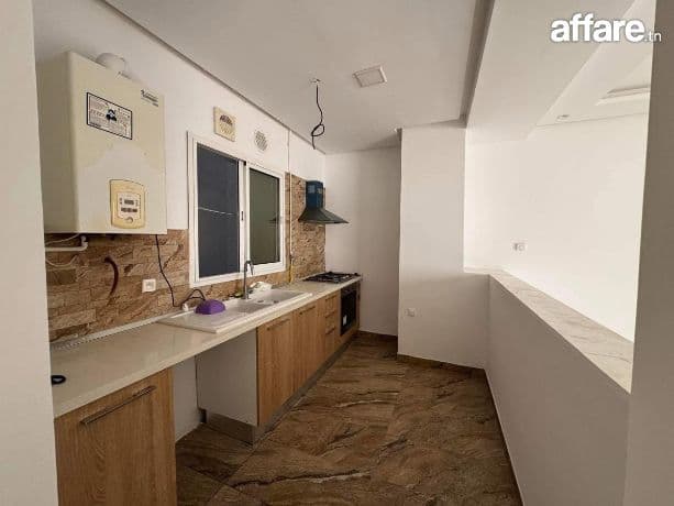 ENNASR 2  : APPARTEMENT S+1  DE HST À VENDRE 