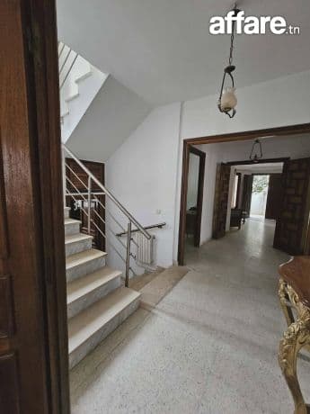 CITE GHAZELA 1 : OPPORTUNITÉ À SAISIR – VILLA S+4 À VENDRE 