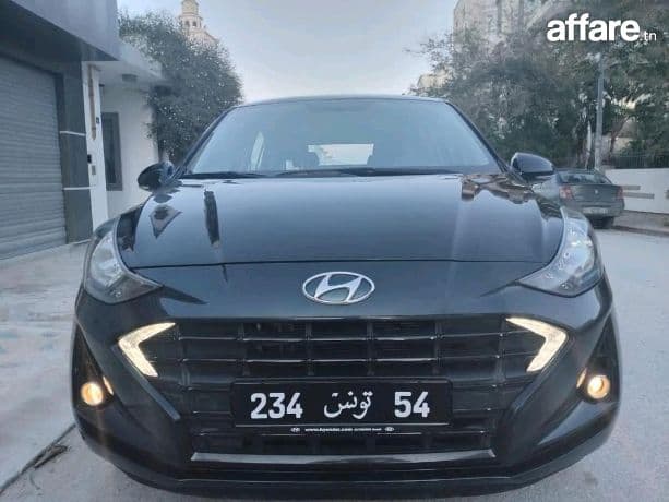 HYANDAI GRAND I 10 PREMIÈRE MAIN EN EXCELLENT ÉTAT 