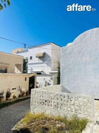 Une maison arabe avec garage à vendre à Hammamet 51355351