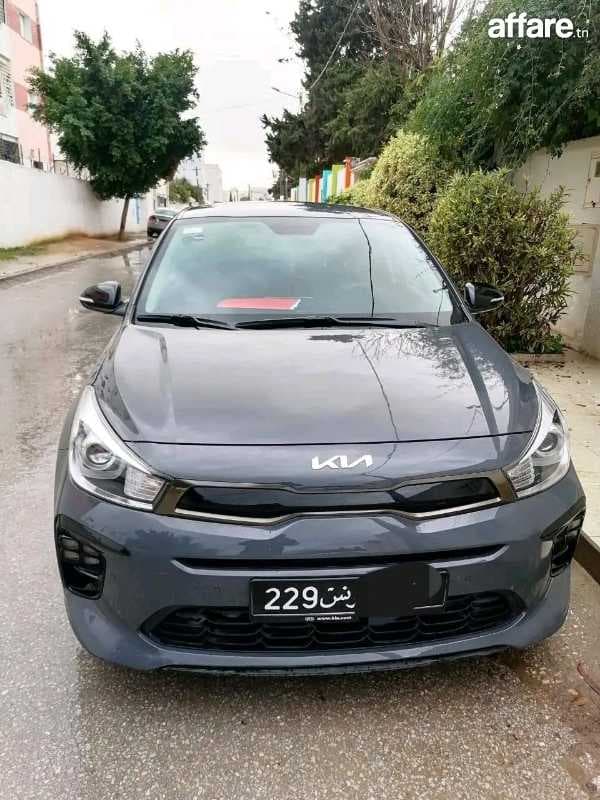 Je vends ma voiture Kia rio gt line année 05/2022 sous garan