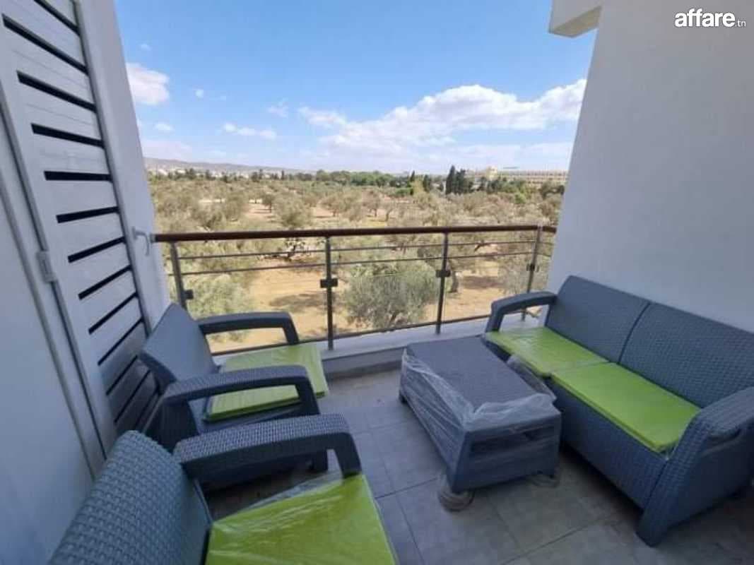Appartement GRIS(Réf: L2474)