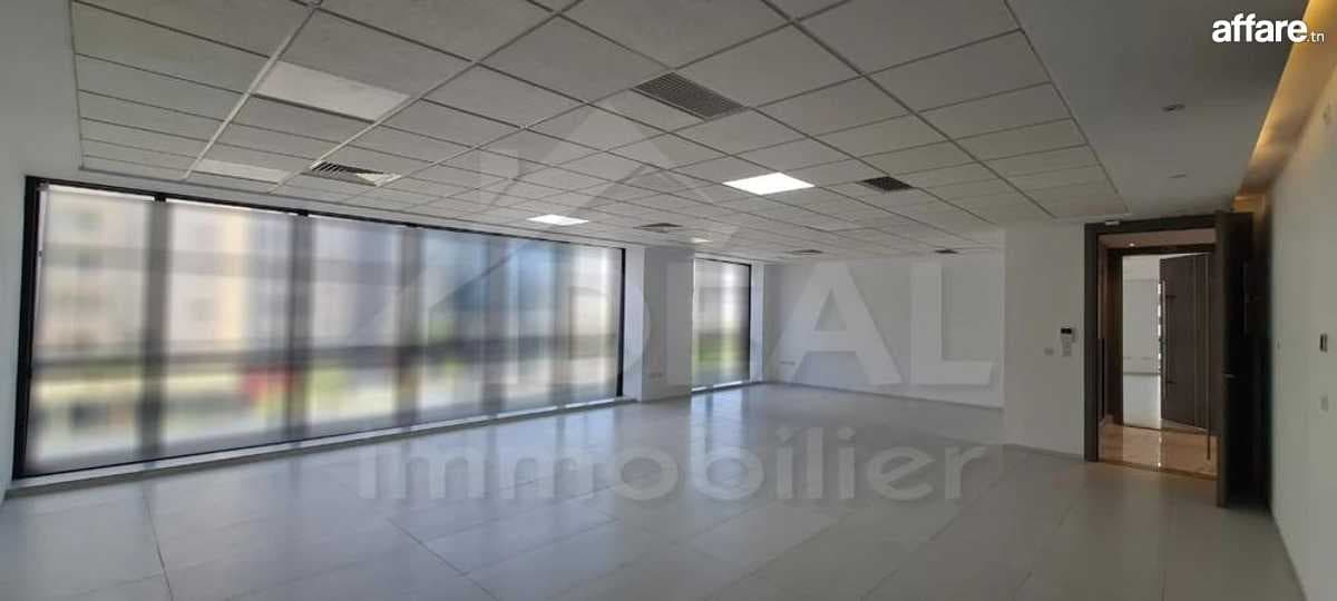 AL Bureau 290m² au Lac2