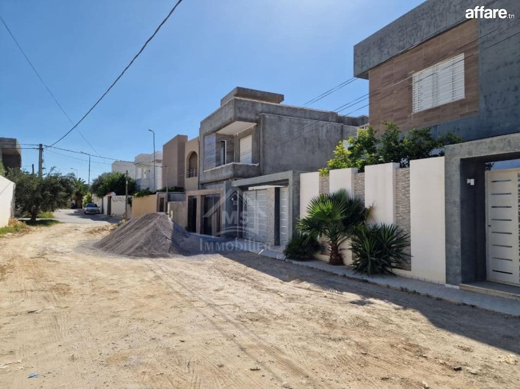 Terrain constructible de 520 m² à Mrezga à vendre 51355351