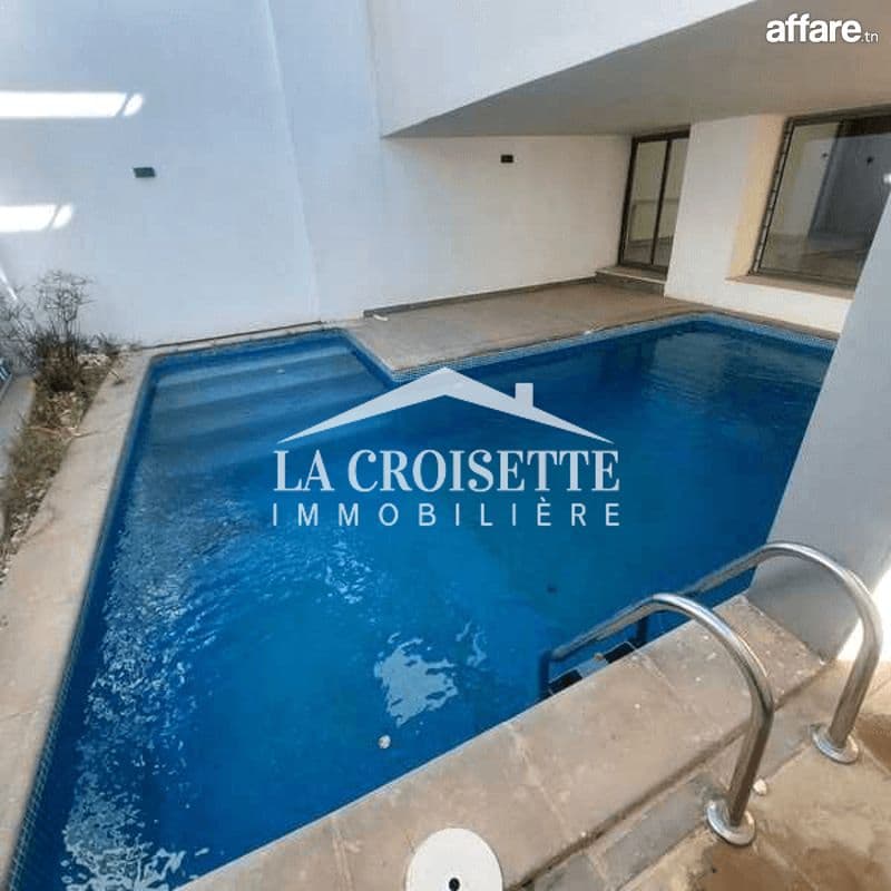 Duplex s3 avec piscine à Gammarth MDL0515