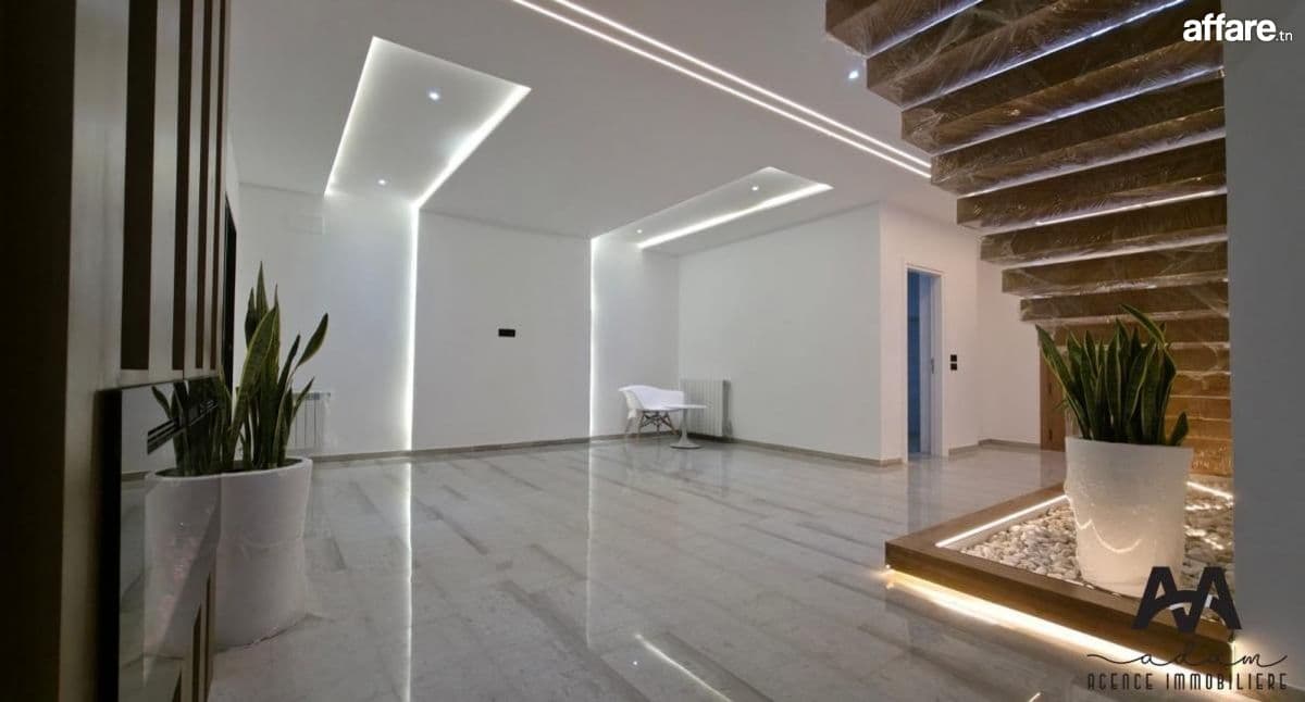 Villa Duplex S+3 avec Piscine à Beni Khiar Plage 
