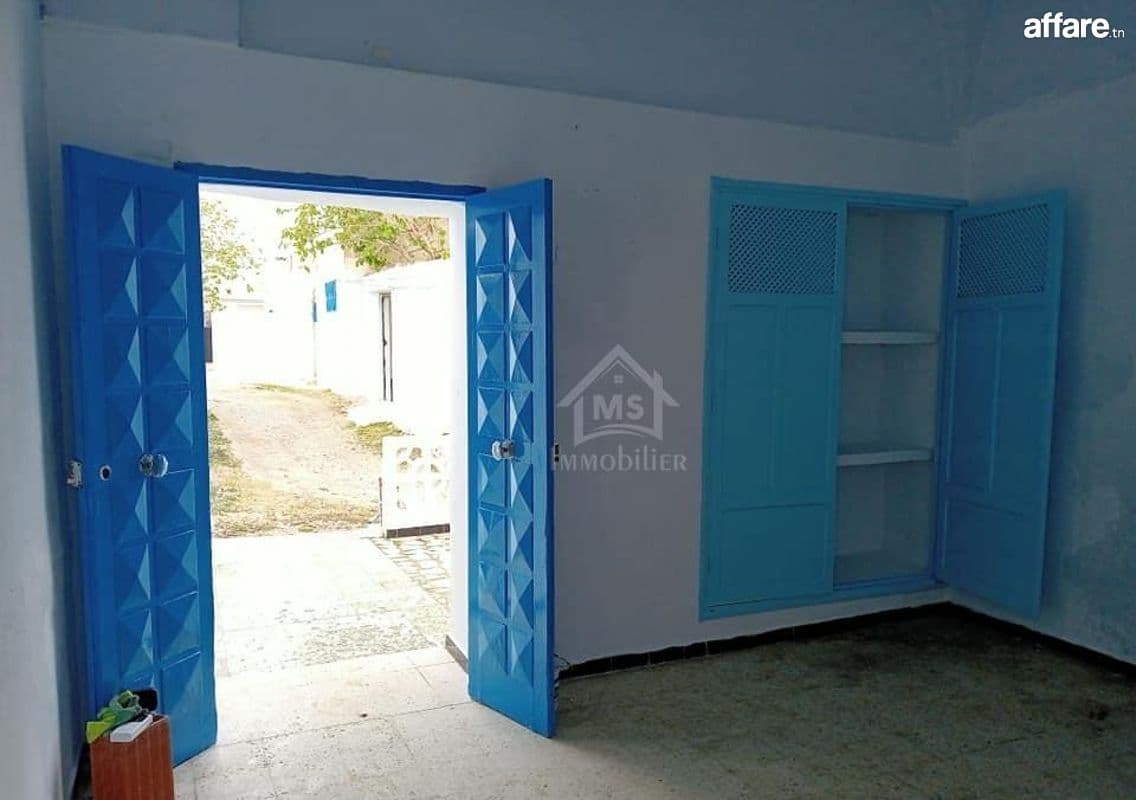 Maison arabe S+2 avec garage à vendre à Hammamet 51355351
