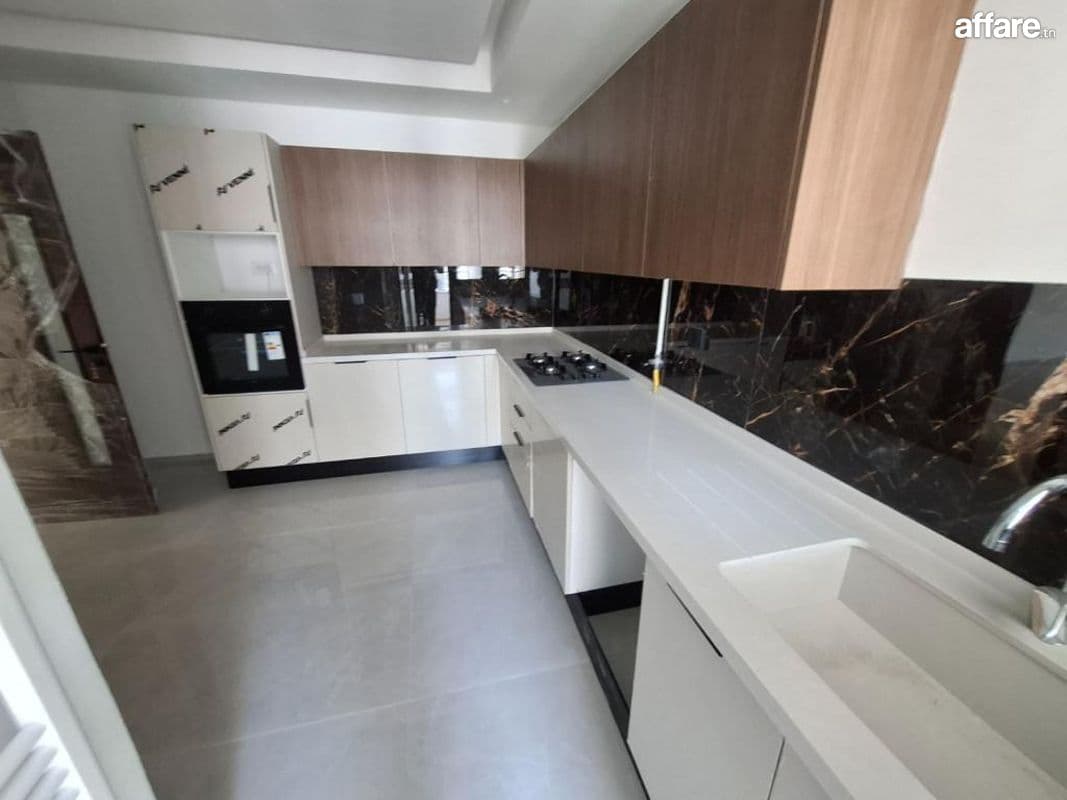 Appartement  S+2 Haut Standing – 109,55 m² – 5ème étage – Pa