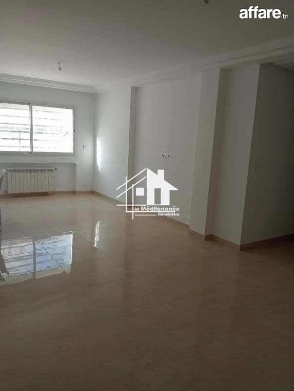 A louer Appartement RDCs+2 à Ezzahra