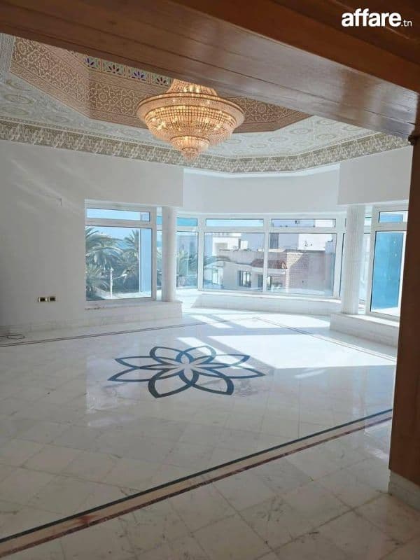 🏡Villa Haut Standing Avec Vue Mer En Vente à Chott Mariem