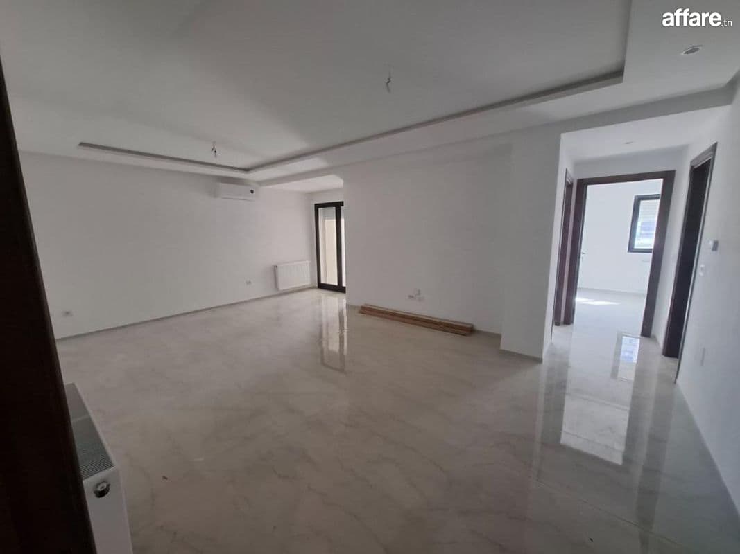 Appartement S+2 Haut Standing – 104,98 m² – RDC – Parking so