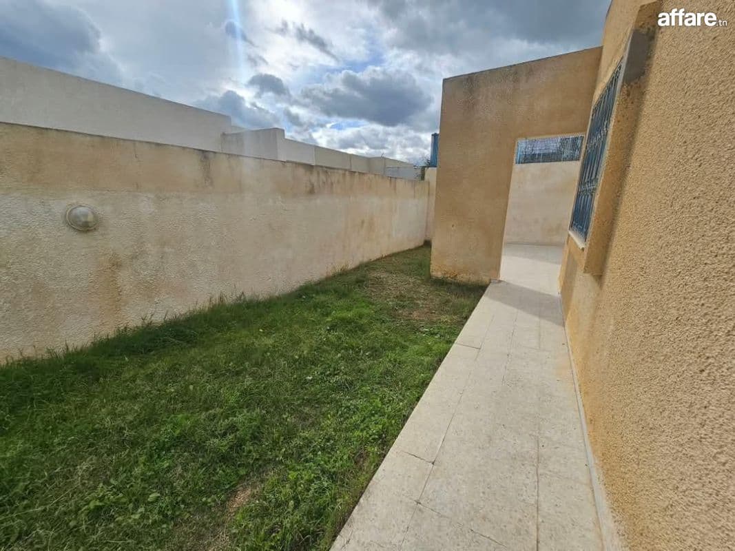 LOTISSEMENT THAMER RAOUED - VILLA